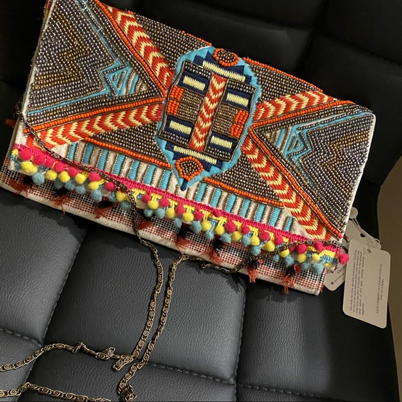 American and Beyond LLC clutch - Picture 2 of 5